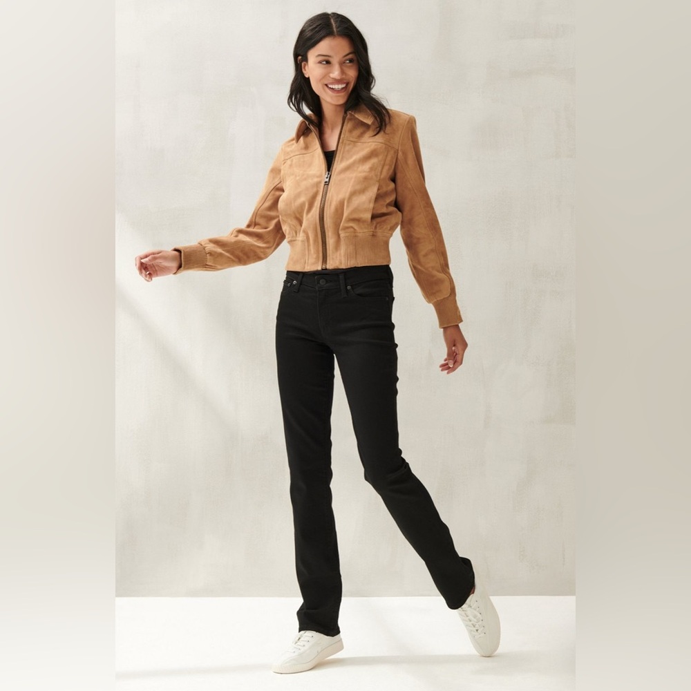 Lucky Brand Mid Rise Sweet Straight Jean